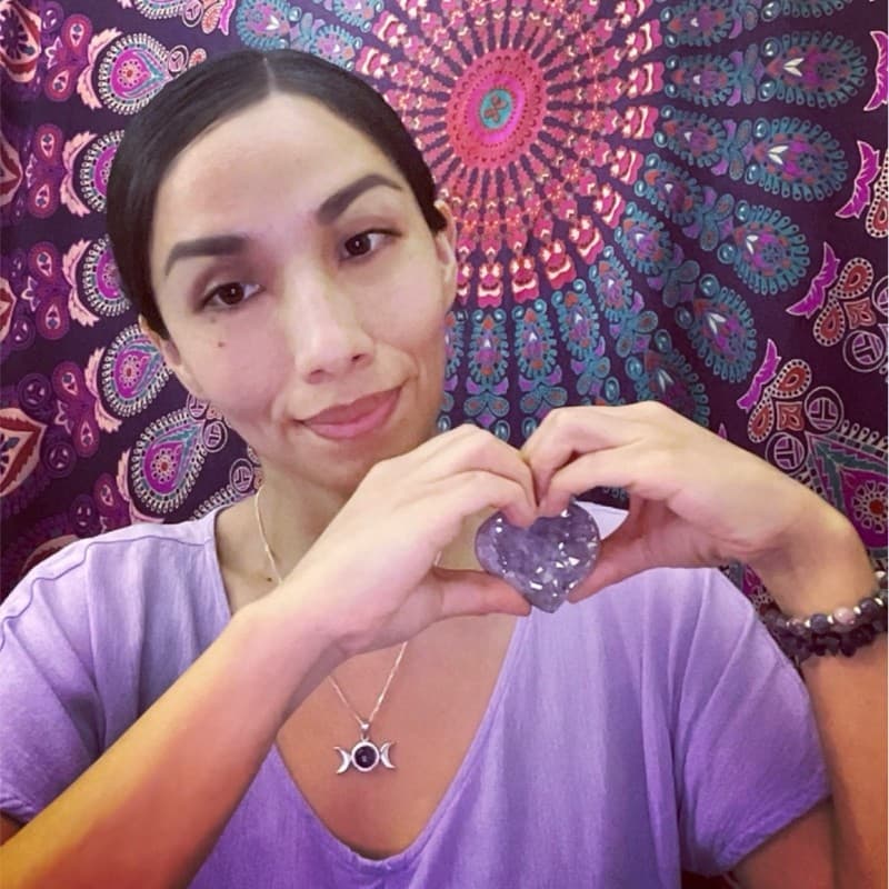 Lzzy Hidalgo — Terapeuta Holística